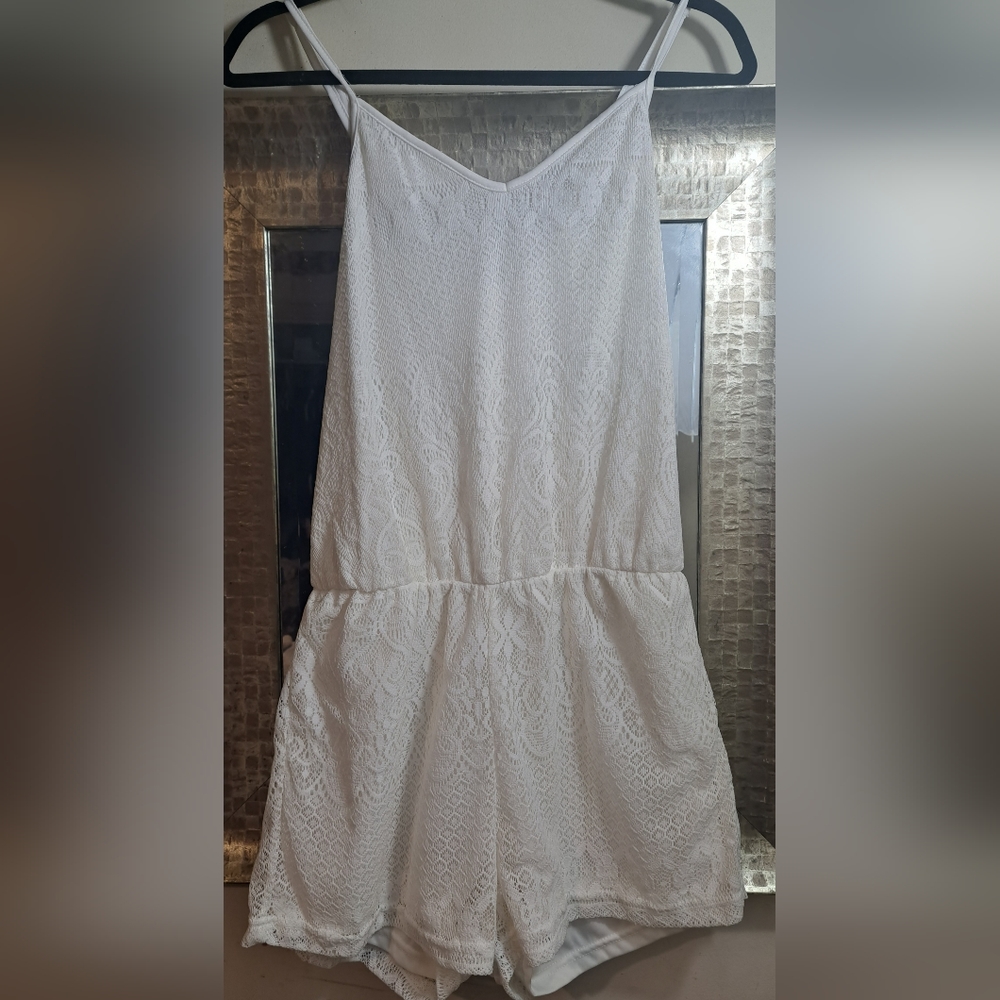 NWOT Bobbie & Brooks Small White Romper Shorts